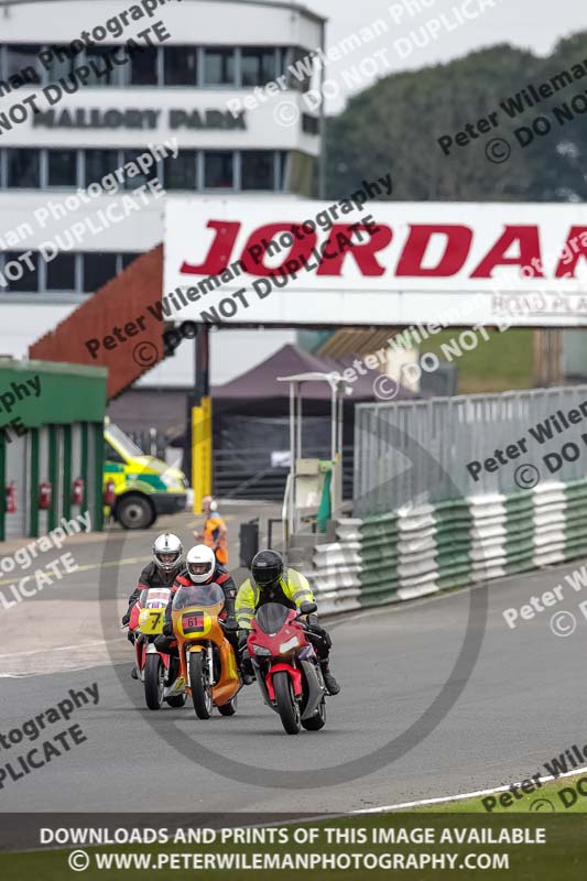 Vintage motorcycle club;eventdigitalimages;mallory park;mallory park trackday photographs;no limits trackdays;peter wileman photography;trackday digital images;trackday photos;vmcc festival 1000 bikes photographs